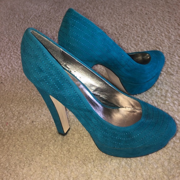 JustFab pumps - Picture 1 of 1